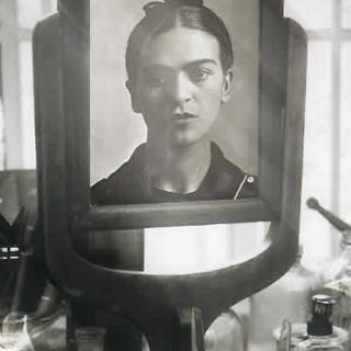 El peculiar mundo de Frida Kahlo busca nuevos adeptos