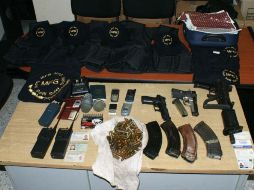 Entre lo decomisado hay cápsulas de hidrogel, detonante que es utilizado para la destrucción de piedras de grandes dimensiones.ESPECIAL  /