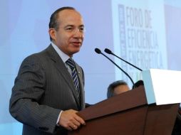 El Presidente Calderón reiteró que del primero de enero a la primera quincena de septiembre se crearon 677 mil nuevos empleos. NTX  /