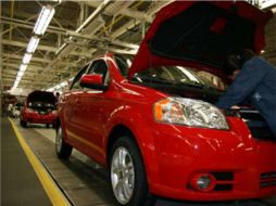 La reducción en ventas en la industria automotriz sólo se espera durante el mes de los desastres. ARCHIVO  /