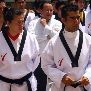 Taekwondoines empiezan el camino