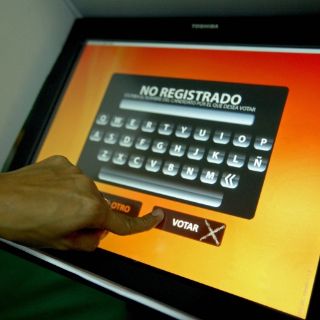 Consejeros electorales viajan a Brasil como observadores