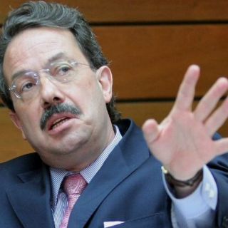 Recuerdan a víctimas de guardería ABC en comparecencia de Molinar