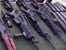 Las armas decomisadas representan una fracción mínima del flujo de armas de Estados Unidos hacia México. ARCHIVO  /