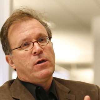 Antología de literatura hispana incluirá ‘spanglish’