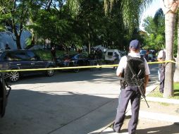 Alrededor del automotor quedaron 34 casquillos de calibre .223 y 7.62, estos últimos para rifles tipo “cuerno de chivo”. M. PATIÑO  /