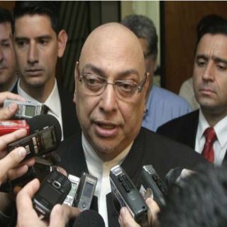 Presidente paraguayo es trasladado de urgencia