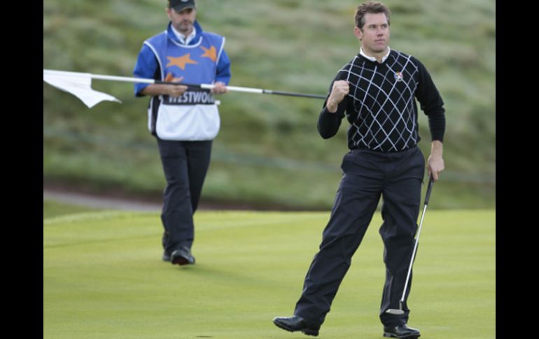 Lee Westwood (foto) tenía una increíble ventaja de cuatro después de nueve hoyos contra Tiger Woods y Steve Stricker. AP  /