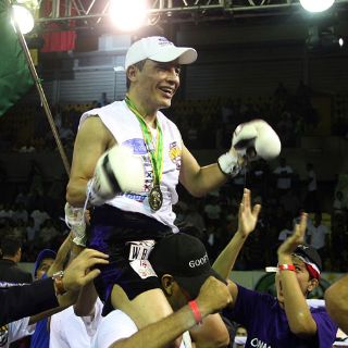 'Goofy' gana luego de un cabezazo