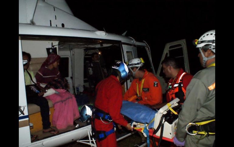 Siete personas con las lesiones más graves fueron trasladas a Guadalajra para su atención médica. ESPECIAL  /