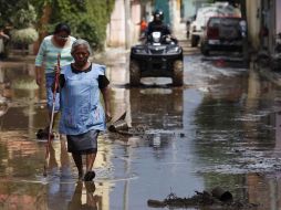 Pobladores de algunos municipios de Oaxaca podrían verse afectados durante este domingo y mañana lunes por el oleaje. NTX  /