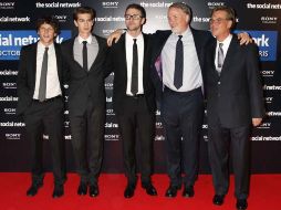 La película ''The Social Network'' trata sobre los fundadores de Facebook. En la imagen el elenco de la película. AFP  /