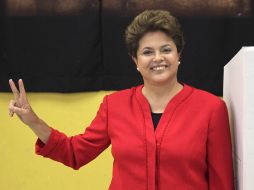 Dilma Rousseff tras emitir su voto hoy en Porto Alegre. REUTERS  /