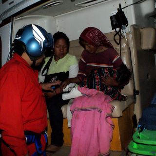 Familia huichola sufre accidente vial; siete heridos y un muerto