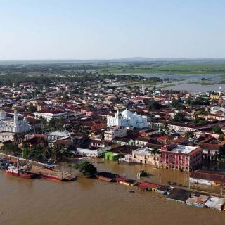 Autorizan crédito de 10 mil MDP para reconstrucción en Veracruz