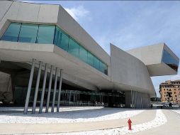 La pirotecnica estructural hizo que destacara el espacio cultural.EFE  /