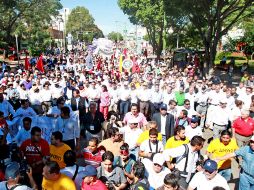 La décimo quinta marcha de protesta se suspendió por la visita del Presidente Felipe Calderón. A. GARCÍA  /