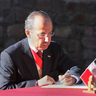 Realiza Calderón gira de trabajo por Jalisco