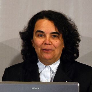 Consuelo Sáizar inaugura Bienal Internacional de Radio