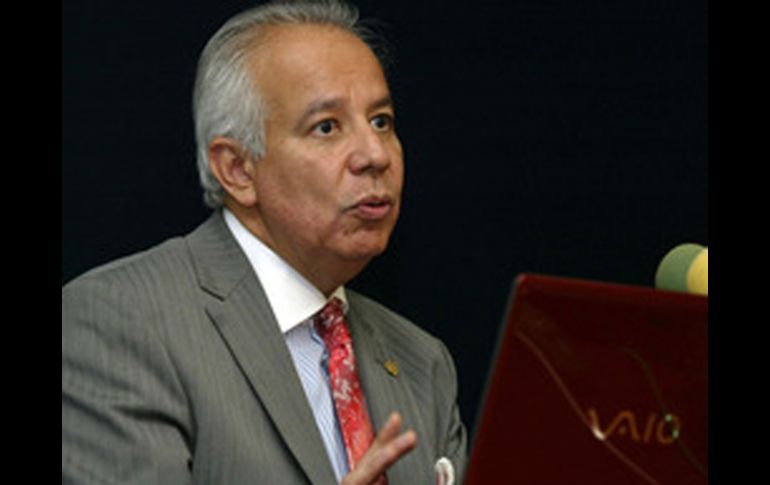 El secretario de Finanzas, José Luis de Alba González, será sustituido por Martín Mendoza López. ARCHIVO  /