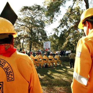 Apoya brigada de Jalisco en combate de incendios forestales en BC