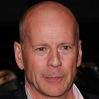 Bruce Willis parodia a Lady Gaga en el programa de David Letterman