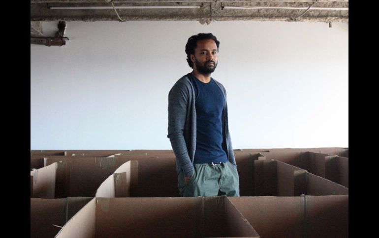 El artista Carlos Bunga visita por segunda ocasión la ciudad de Guadalajara, pero en esta ocasión para exponer en la OPA. A. HINOJOSA  /