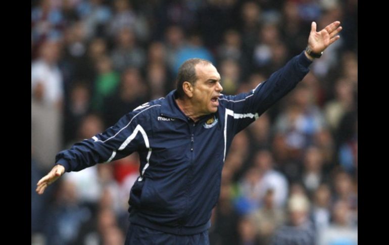 El entrenador del West Ham Avram Grant dirigiendo un partido. AP  /