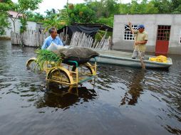 Los afectados son de 646 comunidades de 14 municipios del estado de Tabasco. EFE  /