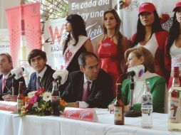 Rueda de prensa en la Plaza Nuevo Progreso de Guadalajara. F. MONCLOVA  /