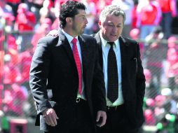 “Chepo”(der) y Vucetich son los dos candidatos para dirigir al “Tri”. MEXSPORT  /