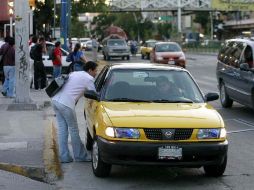 El cobro de 40 pesos es para los puntos más cercanos y el de 80 pesos es para las zonas más alejadas. ARCHIVO  /