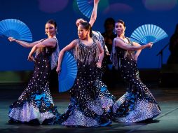 El ballet presenta la historia de un alfarero en escena a través de la música japonesa y el flamenco. ESPECIAL  /