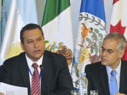 El secretario de Gobernación, Franciso Blake. El Gobierno mexicano pidió mejorar la seguridad de los emigrantes. EFE  /