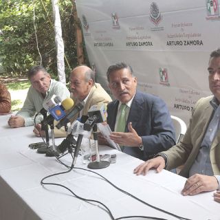 Pide Zamora que Ejecutivo estatal entregue recursos federales pendientes a UdeG