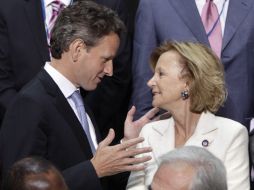 La ministra española de Economía, Elena Salgado, aseguró que para el 2011 su Gobierno prevé la creación de 45 mil empleos. EFE  /