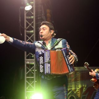 Los Tigres del Norte expresan rechazo contra Ley Arizona en concierto