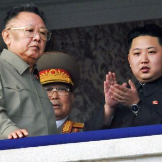 Futuro líder norcoreano debuta en desfile militar