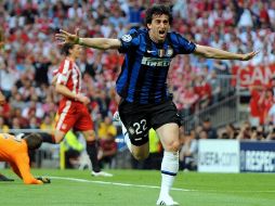 Foto de archivo del jugador argentino Diego Milito festejando un gol con el Inter de Milán. MEXSPORT  /