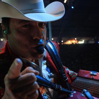 El rugido de Los Tigres del Norte retumba en Fiestas de Octubre