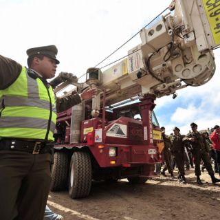 Inicia cuenta regresiva para rescate de mineros