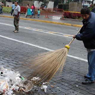 Van 80 toneladas de basura tras el paso de 'La Generala'
