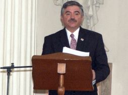 Leonardo Valdés Zurita, presidente del IFE, durante su mensaje en la inauguración del foro ¿La Democracia Latina? NTX  /