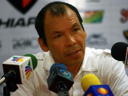 José Guadalupe Cruz, director técnico de Jaguares de Chiapas en la rueda de prensa. MEXSPORT  /
