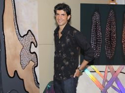 Alfonso Martí, junto a una de sus obras.  /