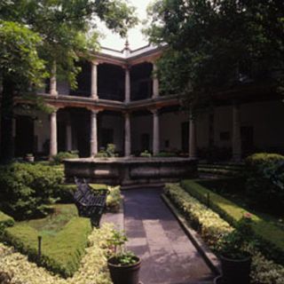 ''El criollo en su reflejo'' en el Franz Mayer