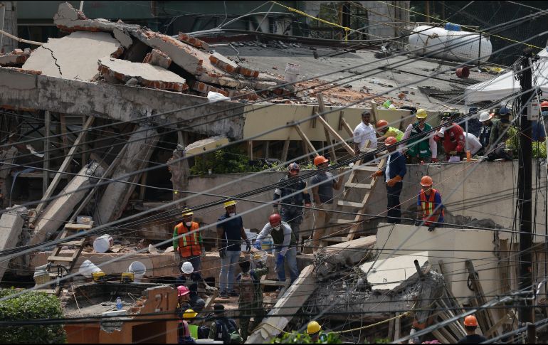 Desde la mañana después del sismo, todo México había estado al pendiente del rescate de la niña ''Frida Sofía''.