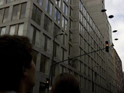 Los ovnis, miden 120 centímetros de diámetro, 80 de alto y un peso aproximado de 6 kilos cada uno. EFE  /