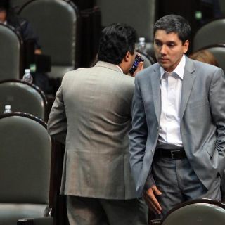 Diálogo salpica a Godoy Toscano