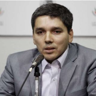 Logra Godoy suspensión de análisis del expediente